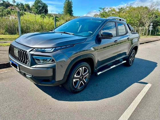 FIAT TORO 1.3 TURBO 270 FLEX FREEDOM AT6 FIAT TORO 1.3 TURBO 270 FLEX FREEDOM AT6